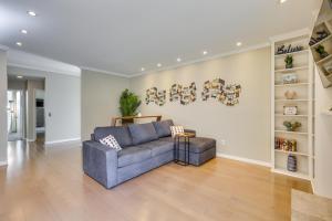 Downtown San Diego Condo 1 Mi to Gaslamp Quarter