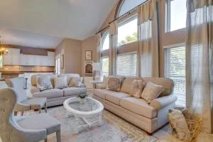 Spacious Home Near Norfork Lake with Wraparound Deck - Mountain Home