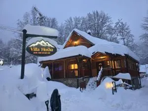 Villa Hoxha Brezovicë - 布雷佐维察