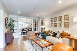 Fenced Yard: Lakeland Home Adjacent to Golf Course
