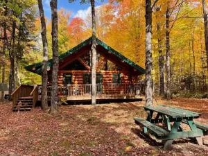 Rustic Lake Michigamme Hideaway - Ishpeming