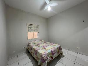 Kitnet térreo no Canto do Forte