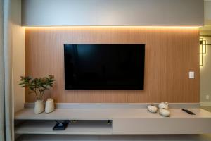 Porto Canoas 101 - Apto térreo 3 quartos à 100 metros da Praia de Bombas