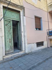 Charming Terrace Apartment
