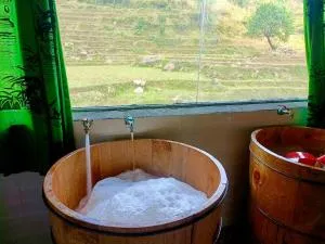 Homestay Núi Đá Tả Phìn - Ta Lan Than