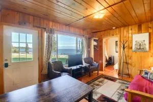 Lakeside Cabin with Beach about 14 Mi to Ski Area! - 比格福克