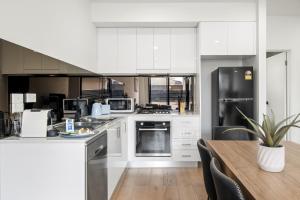 Relaxing Family Townhouse Near Melbournes CBD