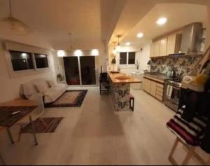 Departamento al mar playa varese categoría