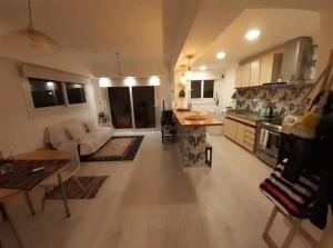 Departamento al mar playa varese categoría