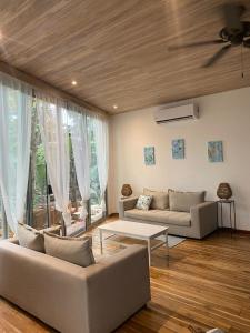 Iluminar Beachfront Suites