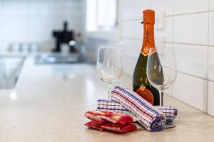 The Noble Prize Netflix & WiFi