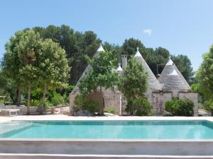 Trullo Il Pupineto with pool in Ostuni