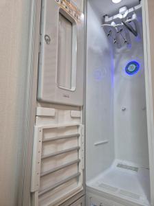 Hongdae DMC Sangam office district 1 min bus stop COZY HOUSE