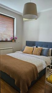 Pravets Lake Home away from home