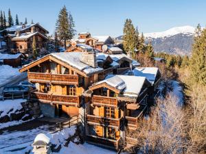 Chalet exquis à Courchevel 1850, près des pistes, jusquà 10 personnes - FR-1-772-5