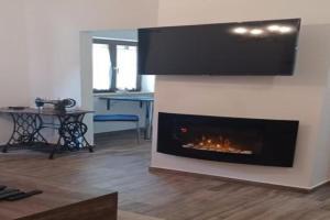 Apartment RR - One Bedroom Apartment with Balcony 