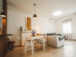 La Mia Storia with Hot tub - Lovrečan Podbelski