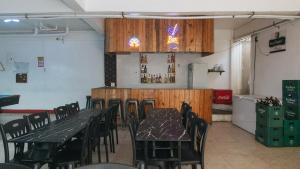 RedDoorz @ Western Bicutan Transients Inn