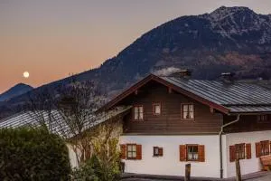 Haus Theresienwiese - Engedey