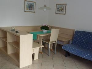 One-Bedroom Apartment (4 Adults)