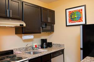 One-Bedroom Queen Suite with Sofa Bed room in TownePlace Suites Bloomington