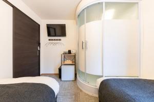The Hotel 新今宮 402
