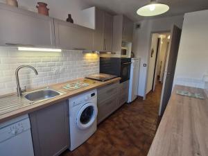 Appartement 2 pièces avec terrasse à Sainte-Maxime - FR-1-780-86