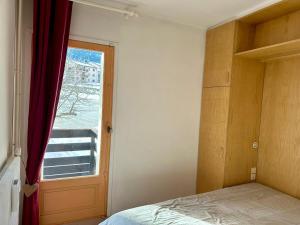 T2 fonctionnel Les Angles - 4 pers, Parking, Ski proche - FR-1-758-36