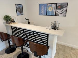 Modern Hip Oasis Near Vegas Strip