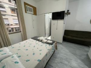 Real Apartments 098 - Studio with side sea view in Copacabana