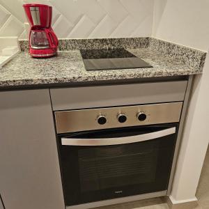 Apartment 7th floor, steps shopping