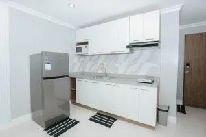 Condo18k Beside Mactan Newtown - Punta Engaño