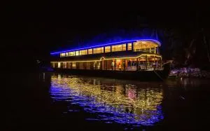 Thirumala Cruise - Bārkūr