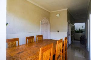 RedDoorz Plus near Adisucipto Airport 2