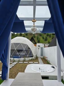 Glamping dome alisha