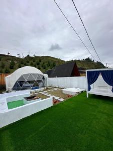 Glamping dome alisha