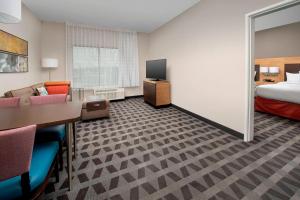 TownePlace Suites by Marriott College Park