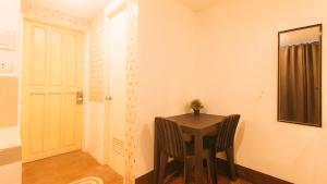 RedDoorz at Villa Casita Heritage Tagaytay