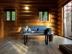 Prime勝沼 森の中のプライベートログハウス 緑に包まれてBBQを楽しむ癒しの空間