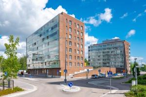 Cozy&Comfy 2BR Brand New Home near Metro