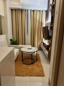 Field Residence Cozy Condo In Paranaque