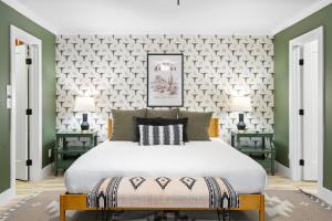 Rio Resort Kierland Pool Hot tub Mini Golf Fun