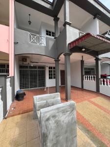 The Garden @ Batu 8 Jalan Pantai