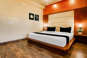 Super Townhouse Oak Pacify Hills