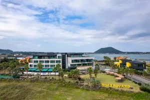 Jeju Attirance Hotel & poolvilla - Sihŭng-ni