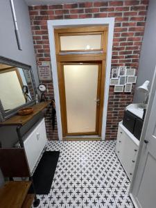 VARADYs 1 bedroom apartment in historic center