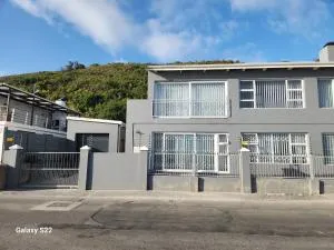 Mix Guesthouse - Bluewater Bay