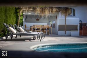 Villa Buena Vida by Abahana Villas