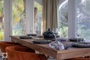 Villa Buena Vida by Abahana Villas