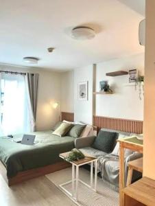 Elio Sukhumvit 64: Chic Space